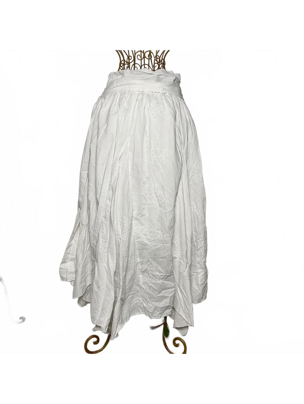 MKM Designs White Embroidered Floral Wrap Maxi Skirt Cottagecore Boho 2X Plus - Picture 2 of 9